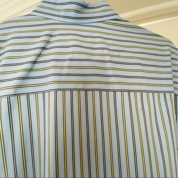 Made in Italy blue shirt Richard’s of Greenwich - Picture 16 of 16